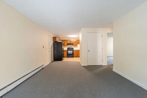 $332,500 | 1703 White Cedar Boulevard, Portsmouth, NH 03801