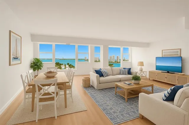 $599,999 | 33 South Gulfstream Avenue, Unit 905, Sarasota, FL 34236