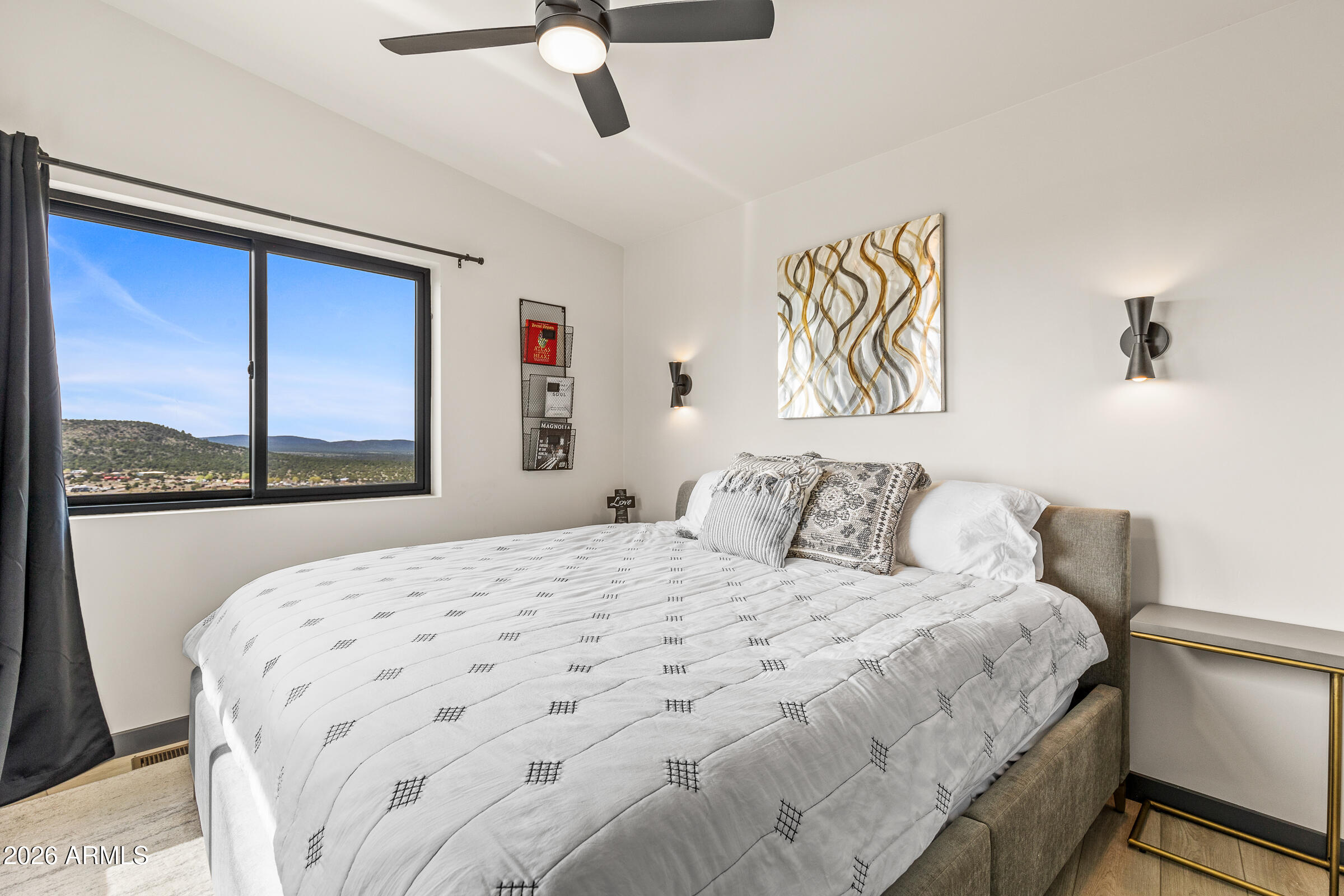 1720 East Sagebrush Road Williams, AZ 86046 - Photo 25 of 40 Bedroom 3