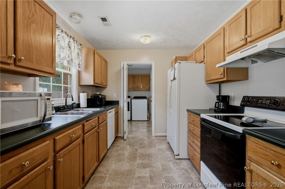 135 Partridge Road Fayetteville, NC 28306 - Photo 18 of 43