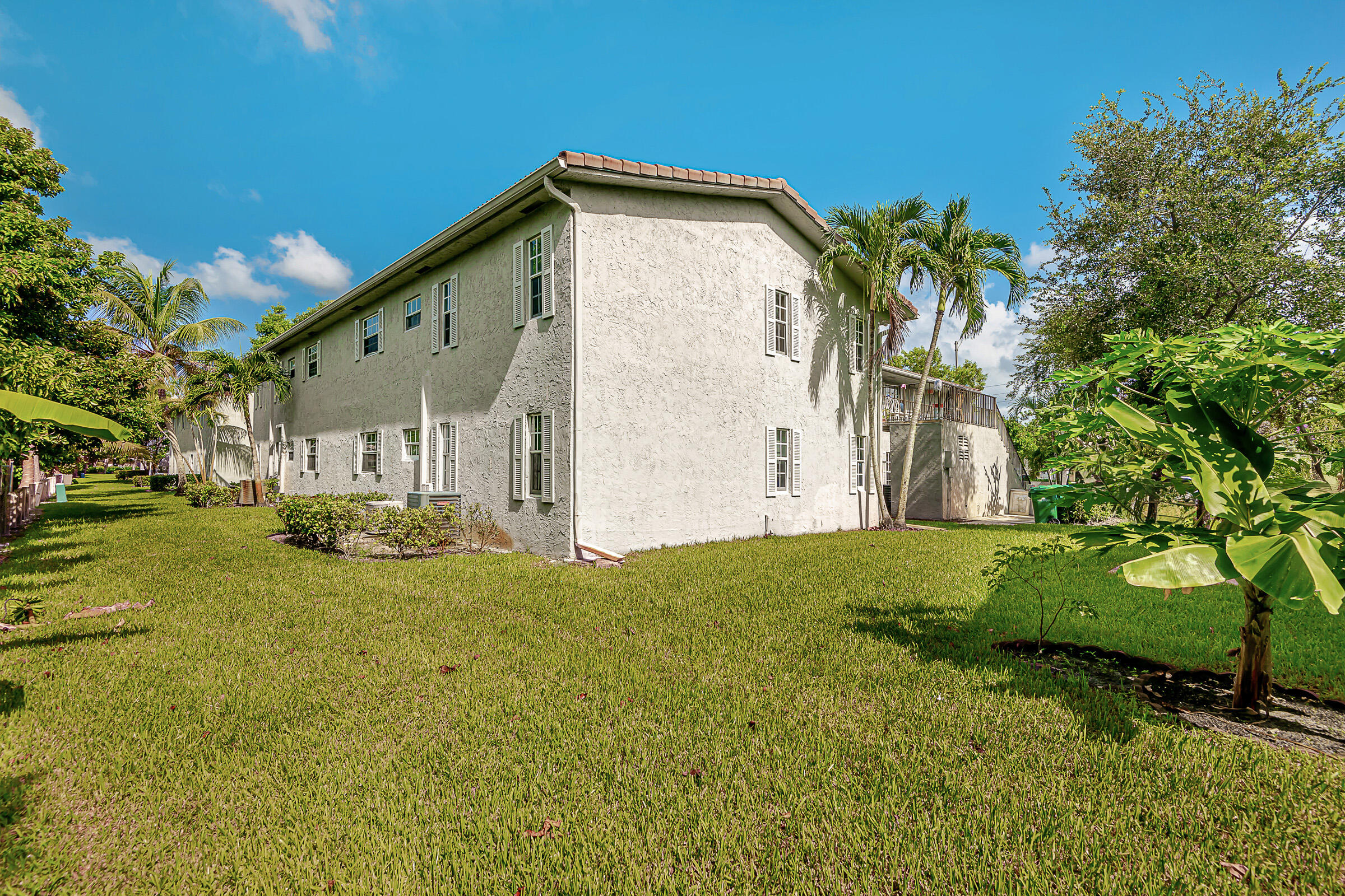 8706 West Sample Road, Unit 4 Coral Springs, FL 33065 - Photo 20 of 21 8706 W Sample Rd #4_Final Pics_023