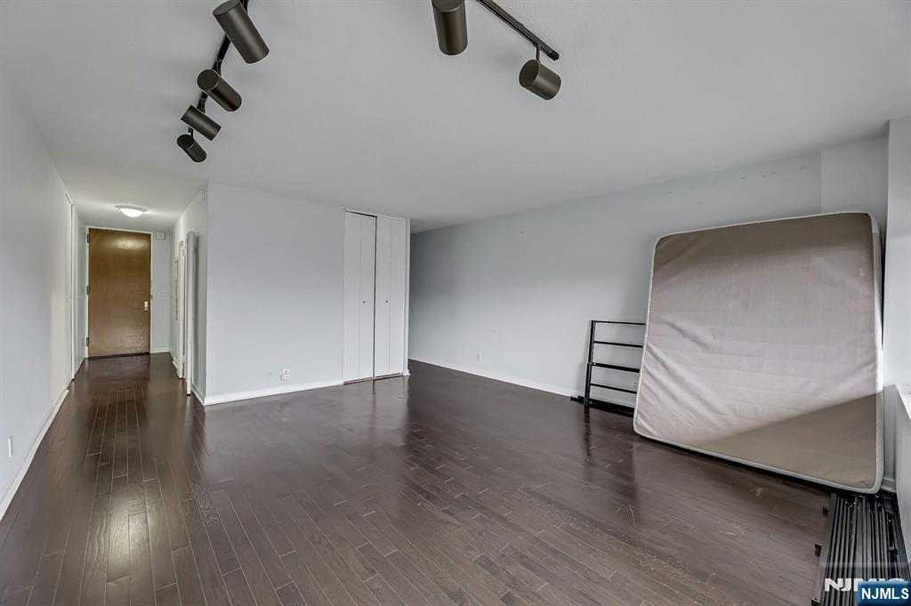 6 Horizon Road, Unit 306 Fort Lee, NJ 07024 - Photo 25 of 34