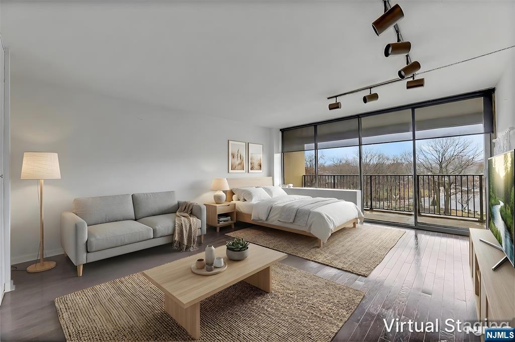 6 Horizon Road, Unit 306 Fort Lee, NJ 07024 - Photo 3 of 34