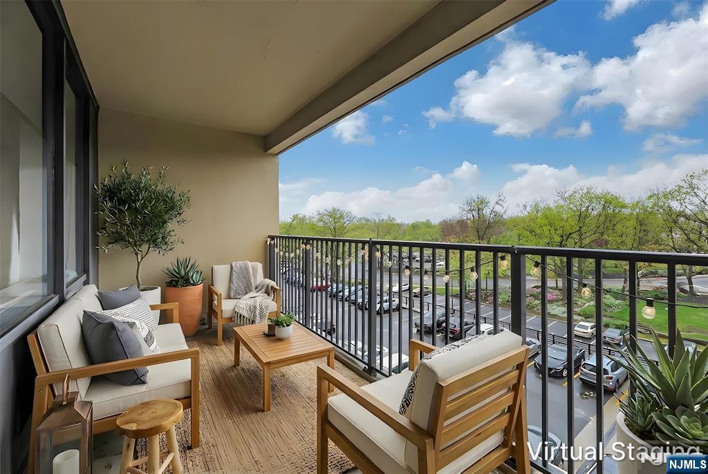 6 Horizon Road, Unit 306 Fort Lee, NJ 07024 - Photo 5 of 34
