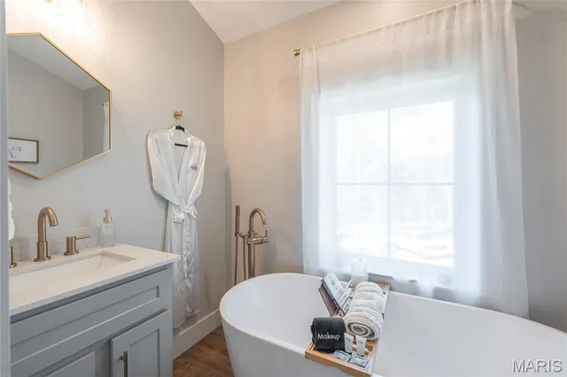 $675,000 | 10501 State Rte O, Ste. Genevieve, MO 63670