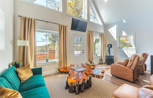 $675,000 | 10501 State Rte O, Ste. Genevieve, MO 63670