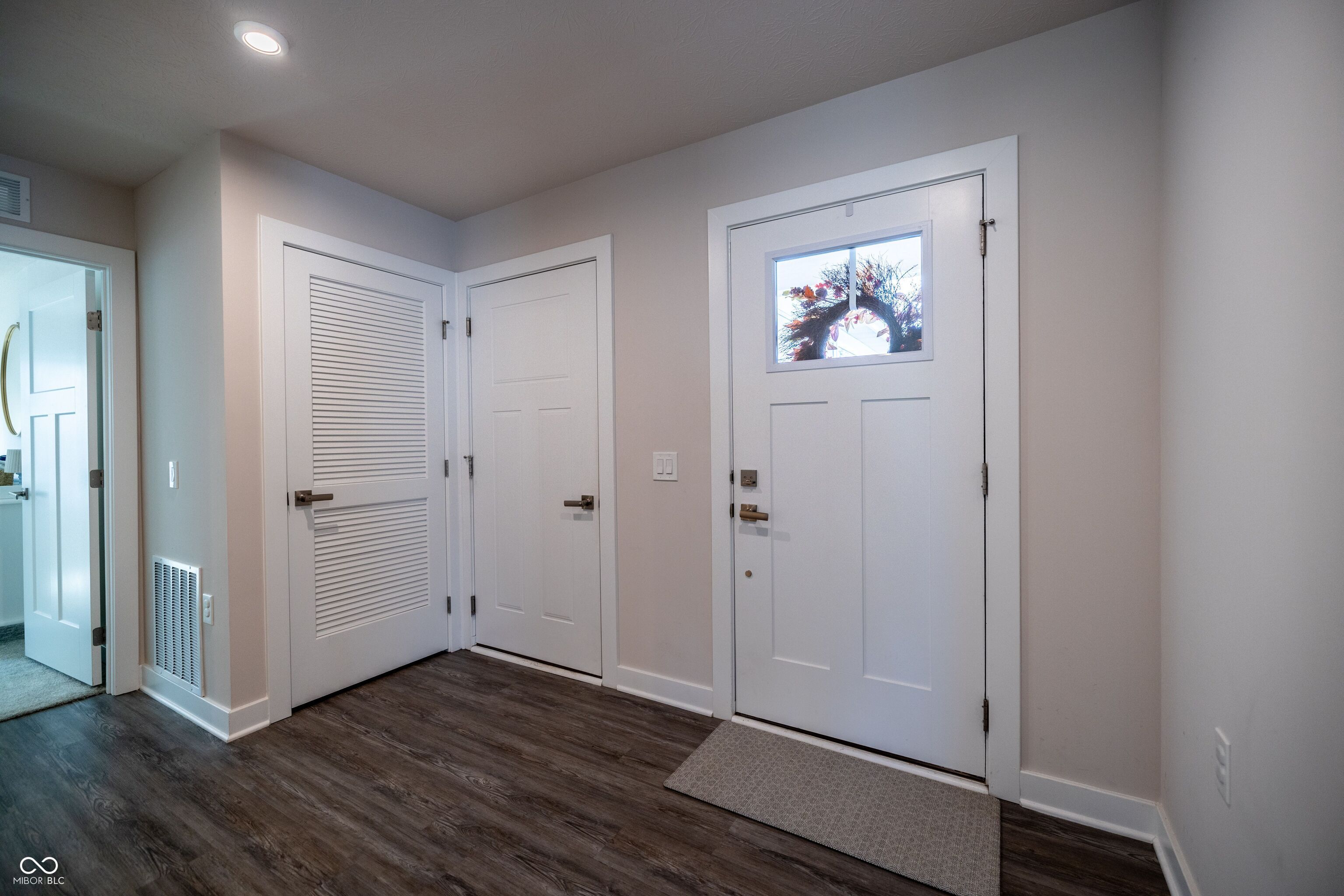17977 Ranger Way Westfield, IN 46074 - Photo 3 of 26 Gallery Image 3