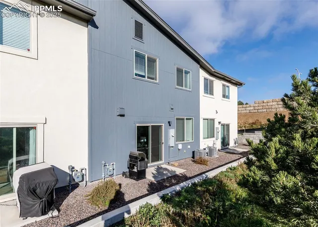 $374,500 | 5477 Passport View, Colorado Springs, CO 80922