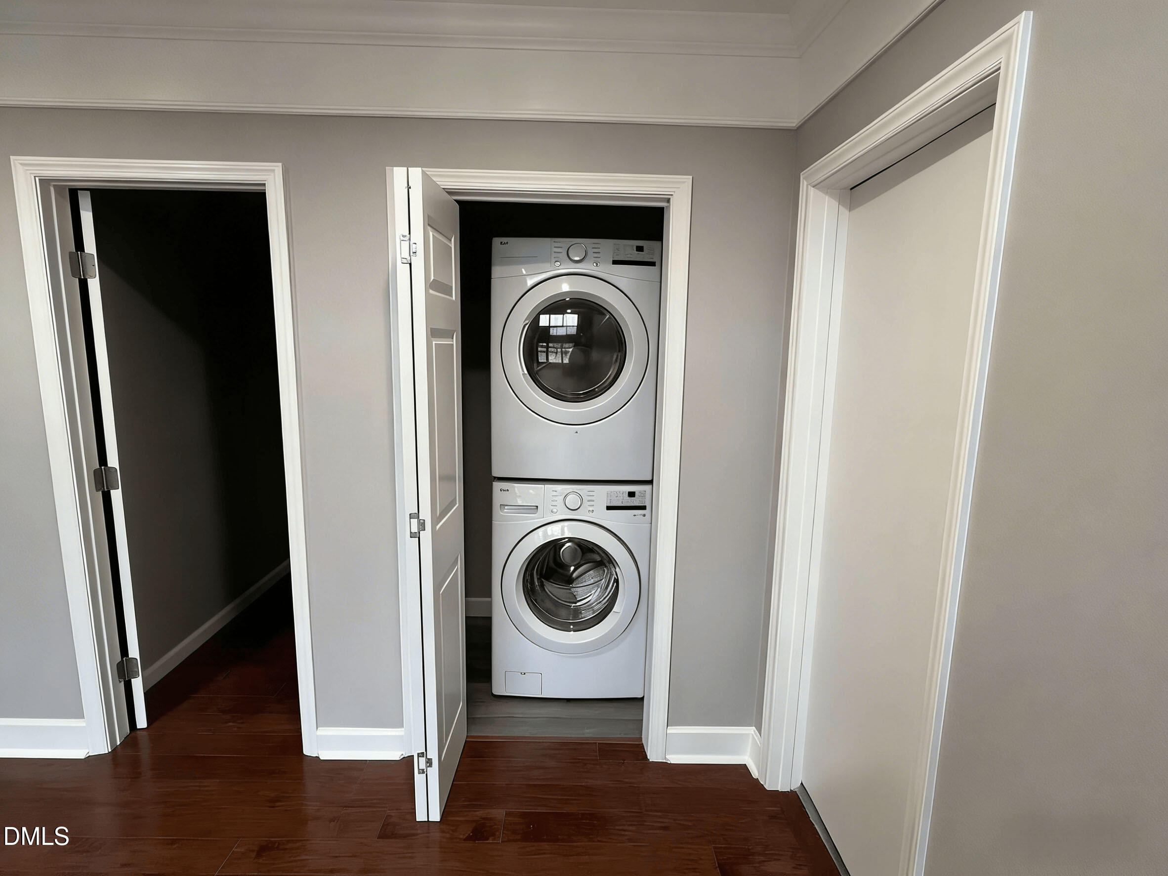 409 Rockingham Street Carthage, NC 28327 - Photo 42 of 56 a utility room with dryer and washer