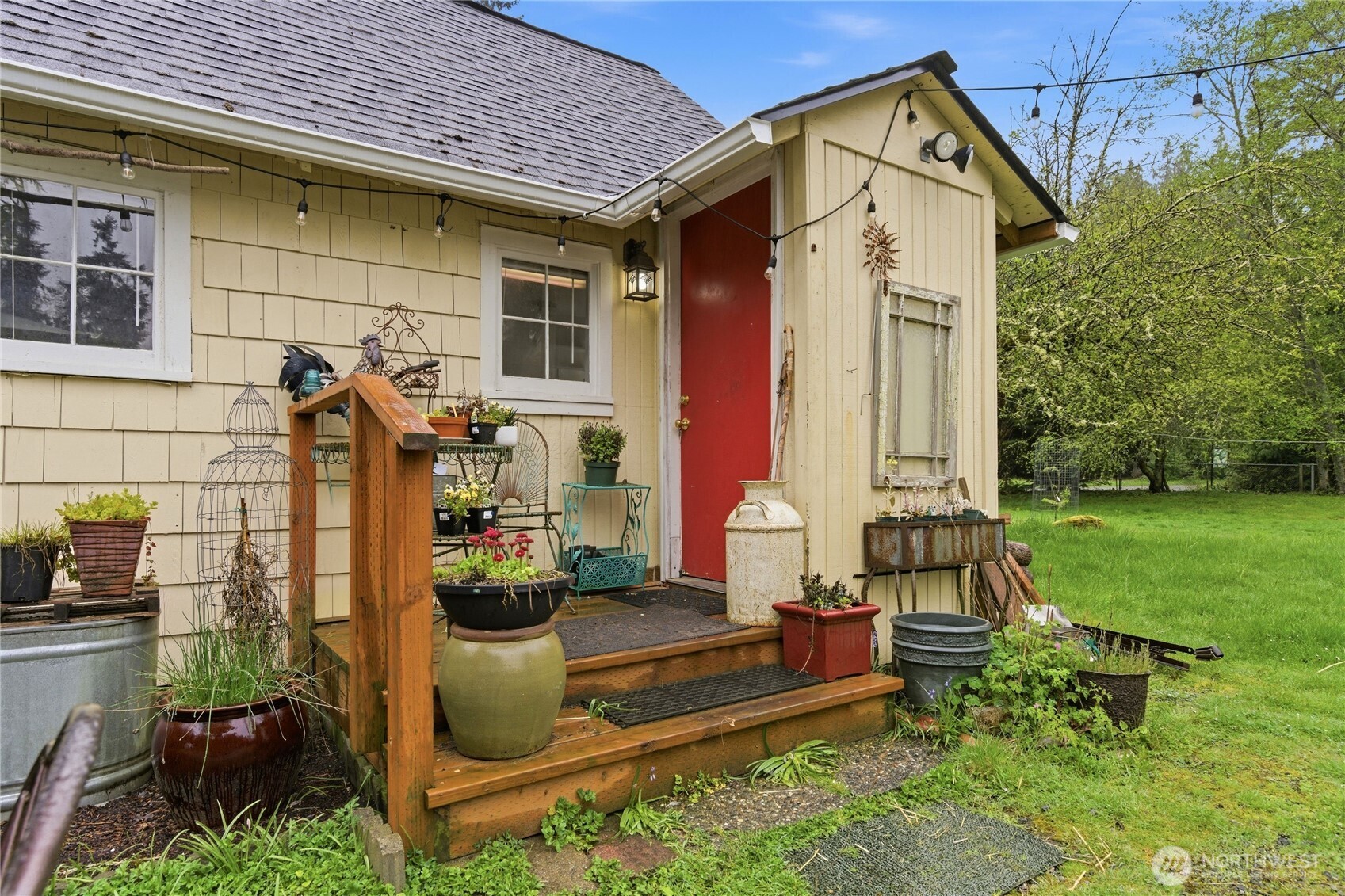 6557 Cultus Bay Road Clinton, WA 98236 - Photo 25 of 35 Gallery Image 25