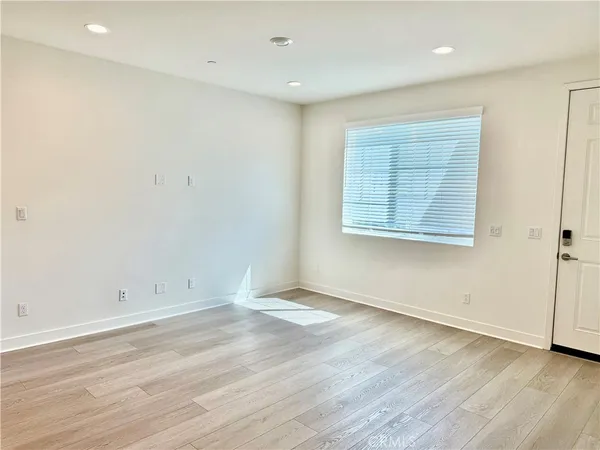 $3,100 | 4231 South Hollyhock Paseo, Unit 76, Ontario, CA 91761