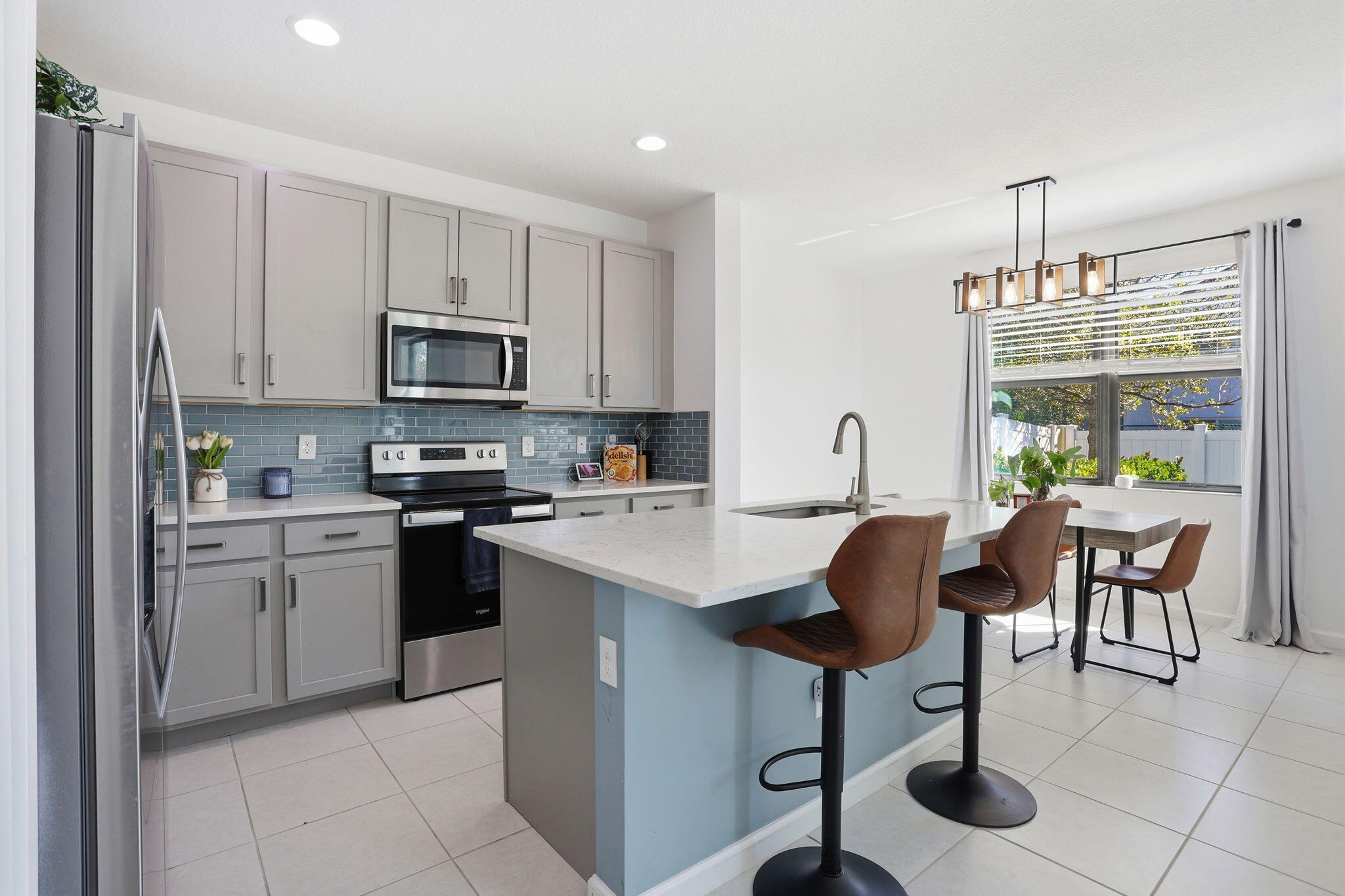224 Northwest 36th Avenue Pompano Beach, FL 33069 - Photo 9 of 52 Kitchen