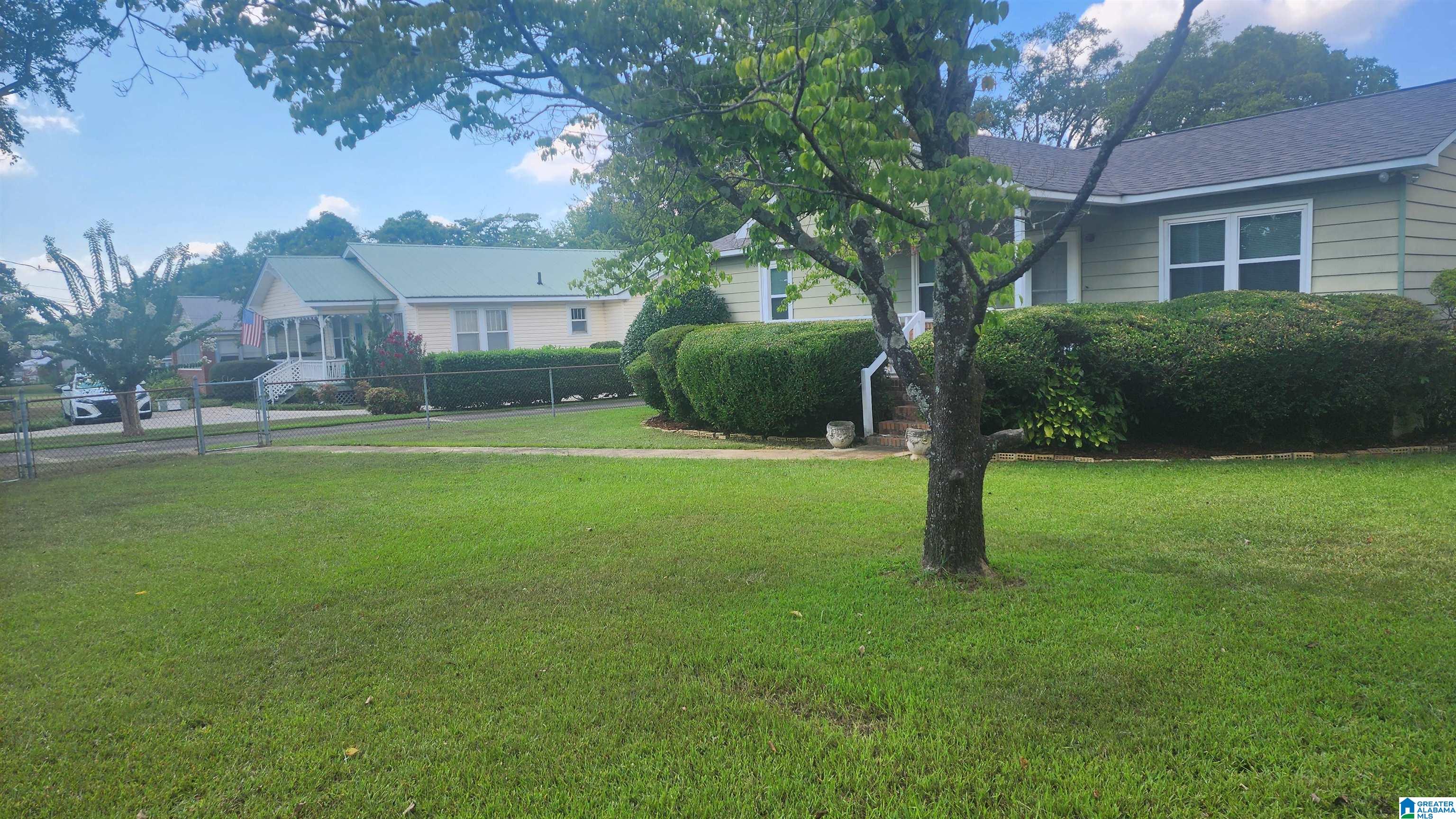 1440 Hueytown Road Bessemer, AL 35023 - Photo 2 of 25
