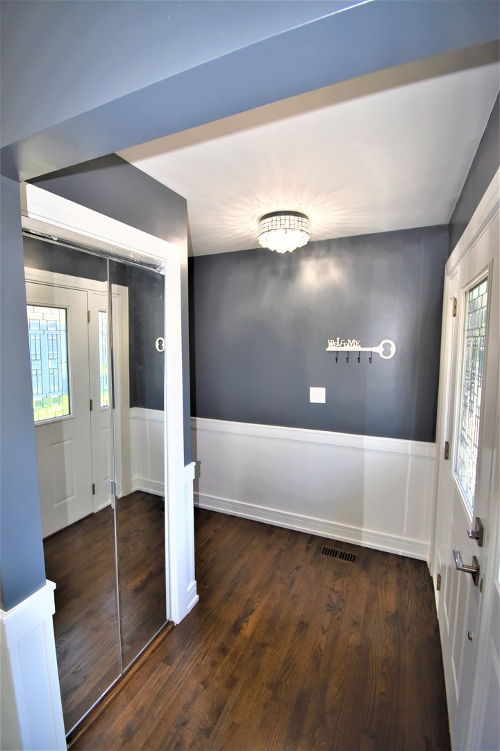 500 South Wilke Road Palatine, IL 60074 - Photo 8 of 55