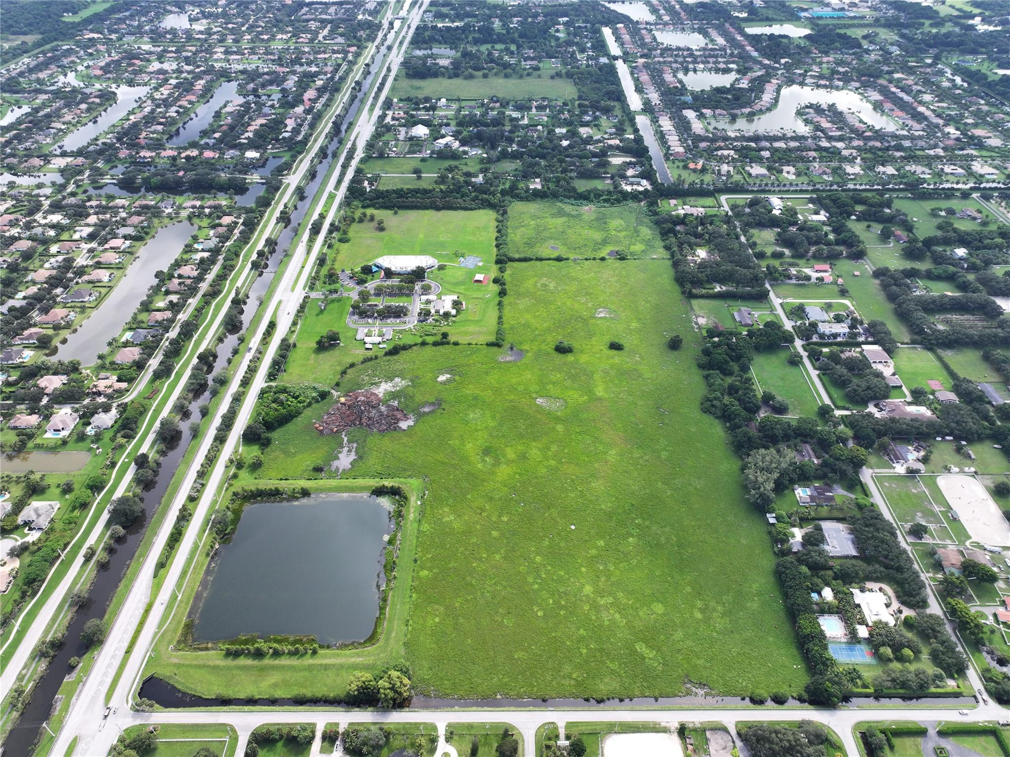 13900 Griffin Road Southwest Ranches, FL 33330 - Photo 8 of 10 Photo 7