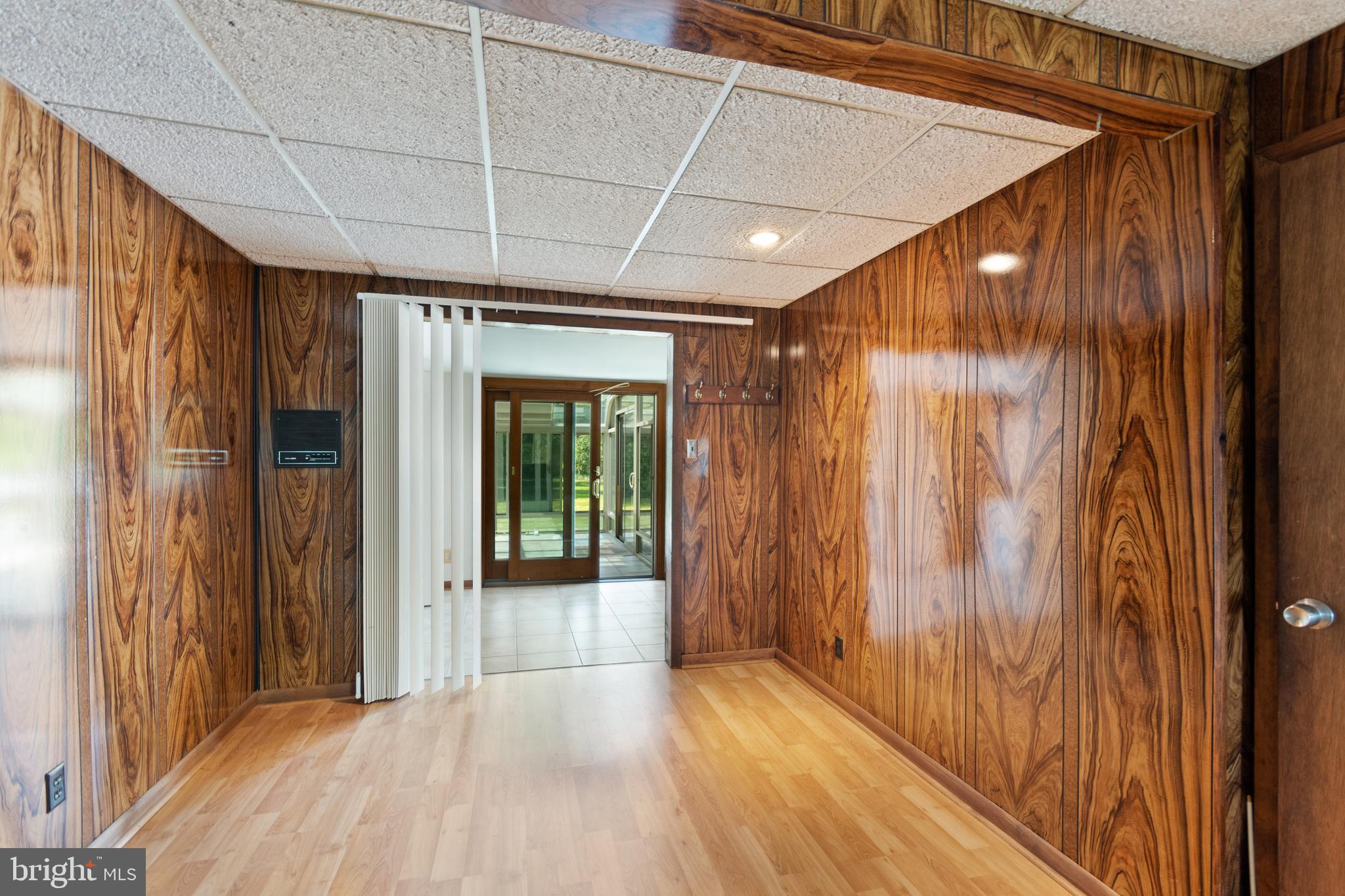 560 Church Road Sewell, NJ 08080 - Photo 19 of 38 Dining room
