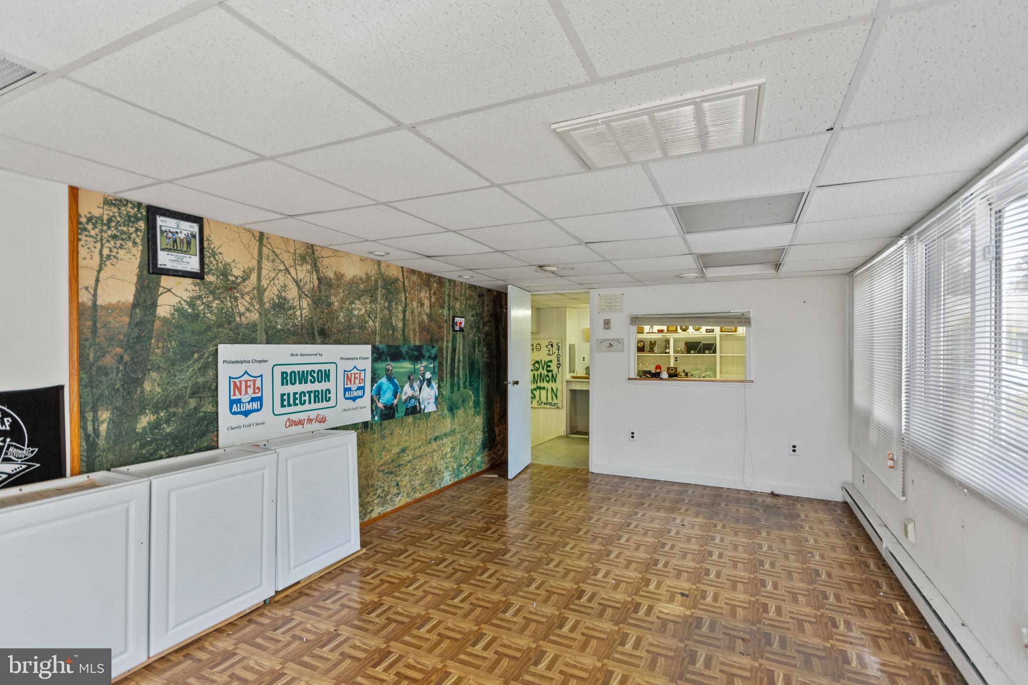 560 Church Road Sewell, NJ 08080 - Photo 24 of 38 Office area in Pool House