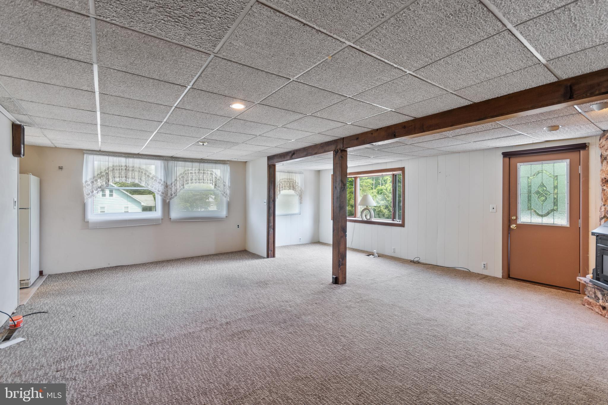 560 Church Road Sewell, NJ 08080 - Photo 28 of 38 Family room/living room