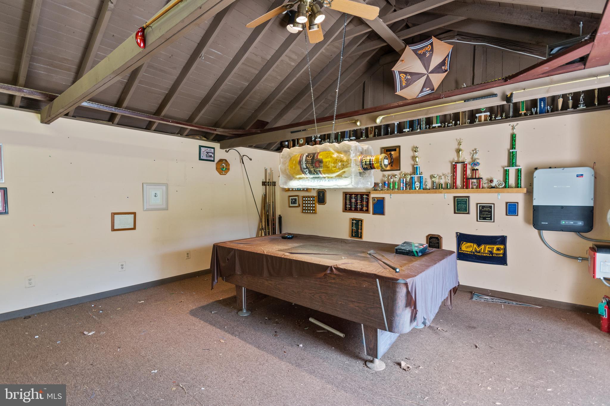 560 Church Road Sewell, NJ 08080 - Photo 31 of 38 Game room in Pool house