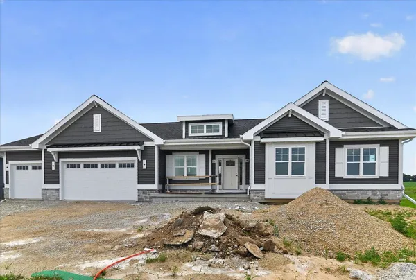 $834,900 | 502 Morning Cove, Verona, WI 53593