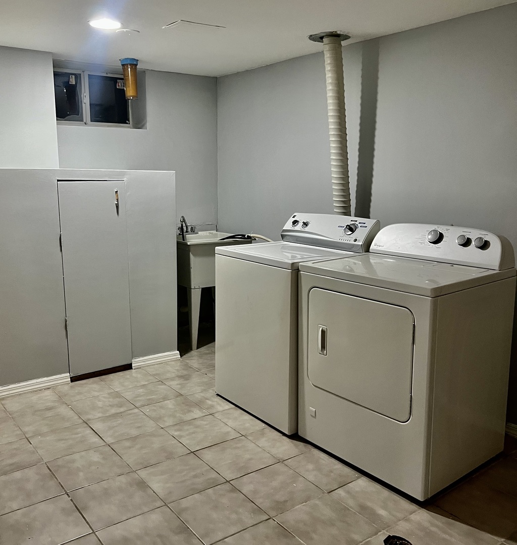 8641 Gross Point Road Skokie, IL 60077 - Photo 12 of 12 Gallery Image 12