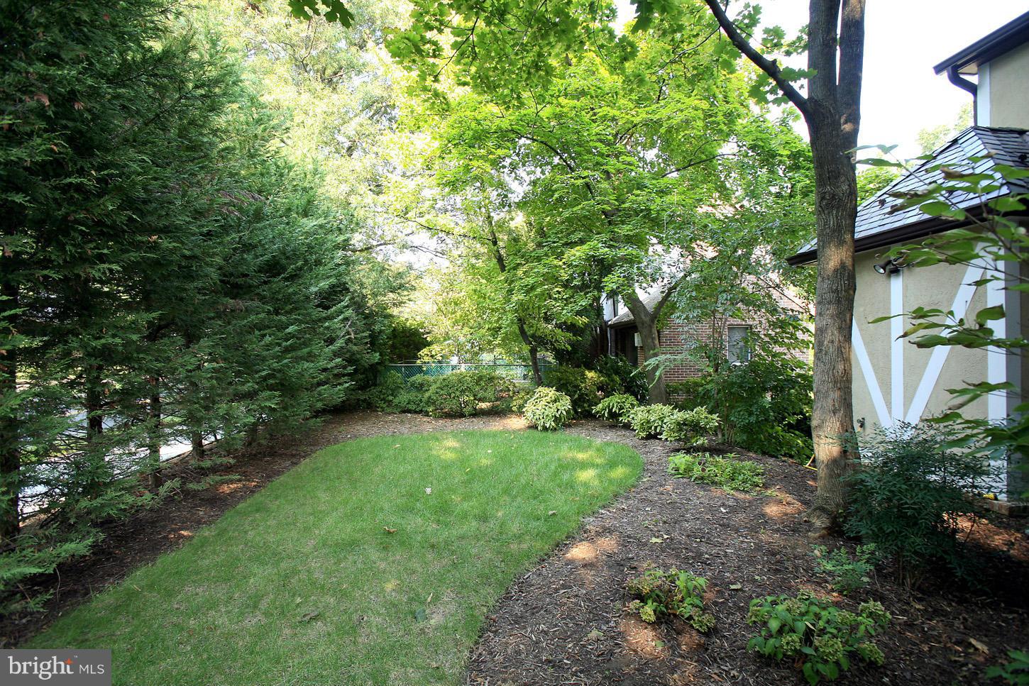 5353 Reno Road Northwest Washington, DC 20015 - Photo 18 of 21 Exterior (Front)