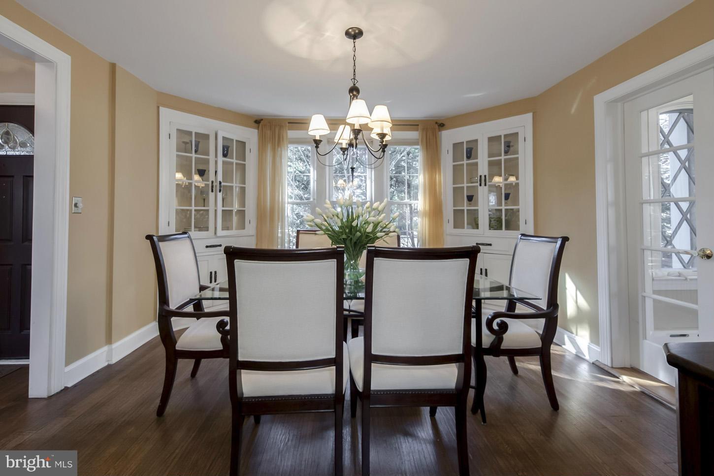 5353 Reno Road Northwest Washington, DC 20015 - Photo 4 of 21 Dining Room