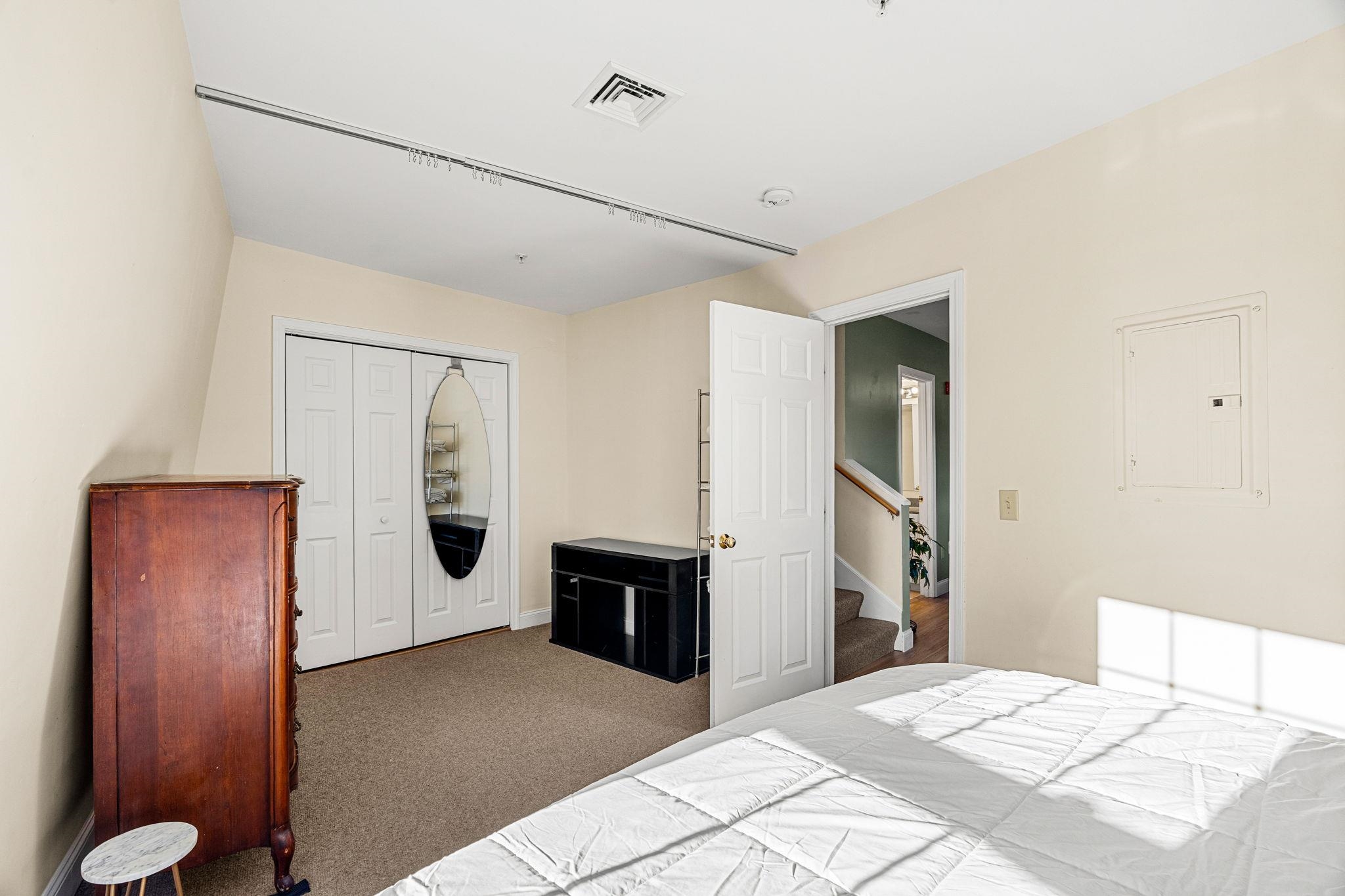 282 Central Avenue, Unit 10 Dover, NH 03820 - Photo 17 of 21