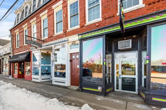 $375,000 | 282 Central Avenue, Unit 10, Dover, NH 03820