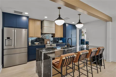 $809,900 | 6619 Blue Heron Drive South, St. Petersburg, FL 33707