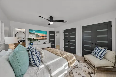 $809,900 | 6619 Blue Heron Drive South, St. Petersburg, FL 33707