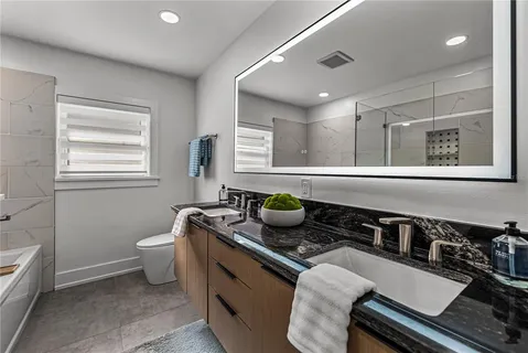 $809,900 | 6619 Blue Heron Drive South, St. Petersburg, FL 33707