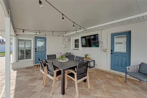 $815,000 | 6619 Blue Heron Drive South, St. Petersburg, FL 33707