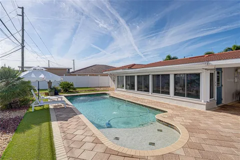 $815,000 | 6619 Blue Heron Drive South, St. Petersburg, FL 33707