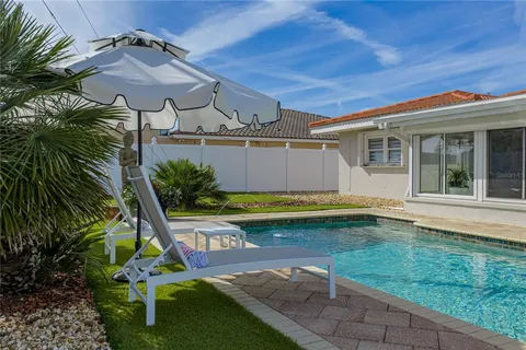 $815,000 | 6619 Blue Heron Drive South, St. Petersburg, FL 33707