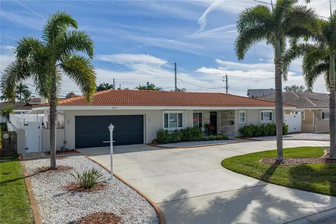 $815,000 | 6619 Blue Heron Drive South, St. Petersburg, FL 33707