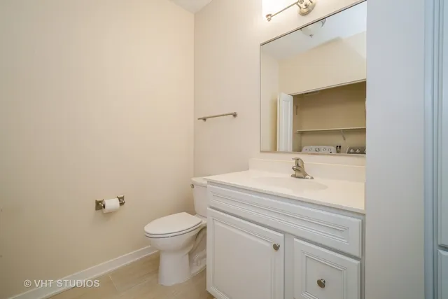 $227,218 | 2150 Founders Drive, Unit 234, Northbrook, IL 60062