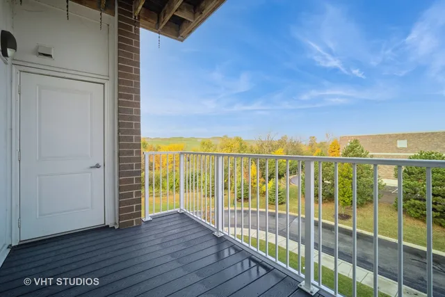 $227,218 | 2150 Founders Drive, Unit 234, Northbrook, IL 60062