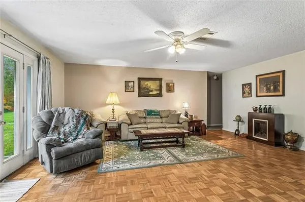 $240,000 | 19085 Township Road, Covington, LA 70435