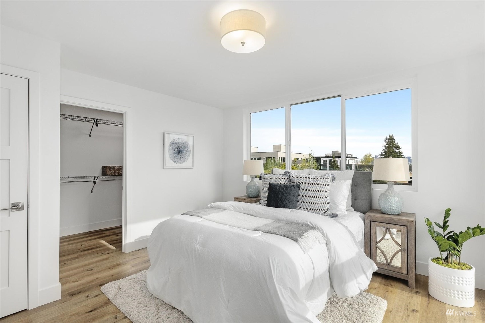 4132 Midvale Avenue North Seattle, WA 98103 - Photo 10 of 22 Gallery Image 10