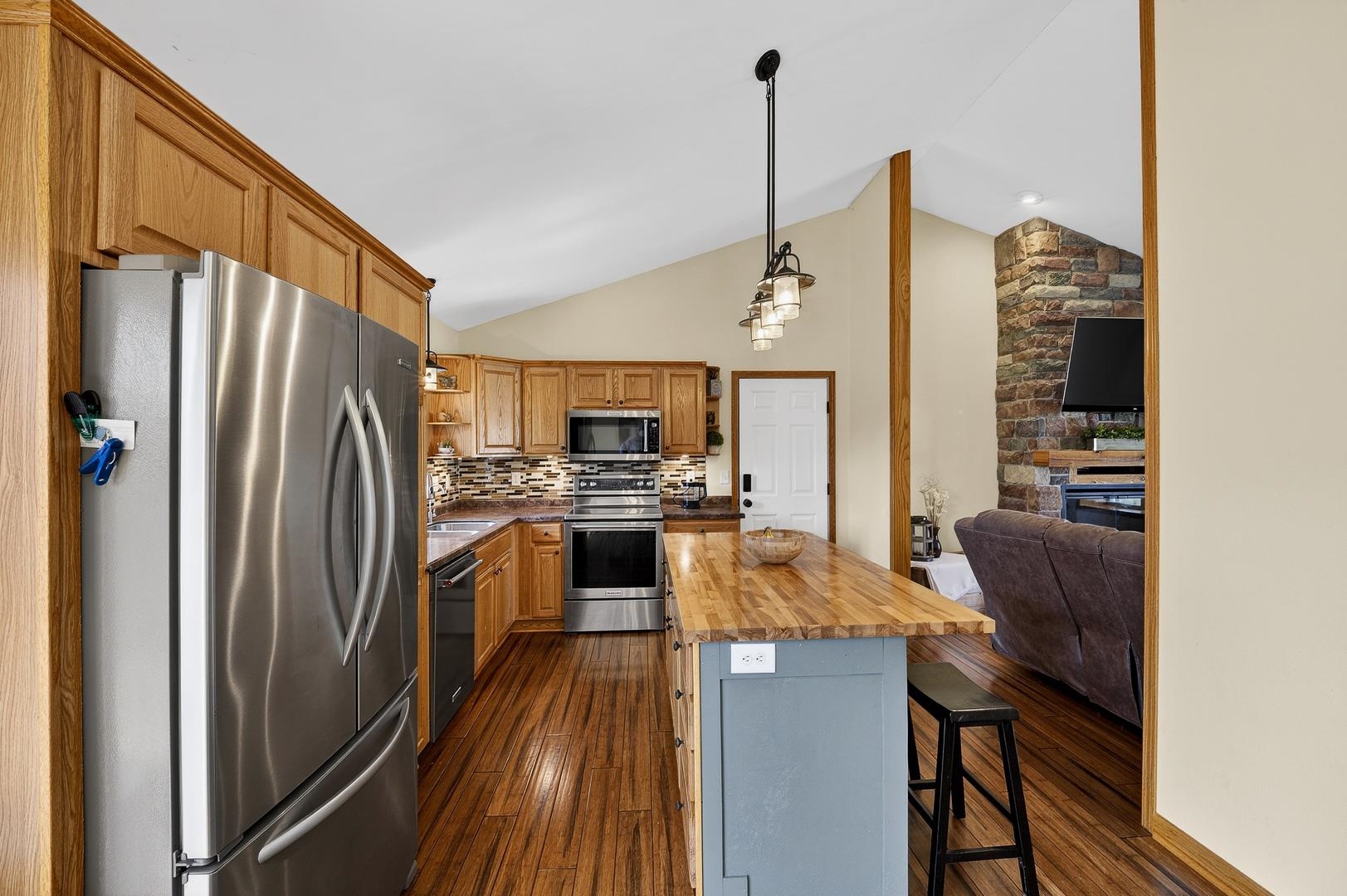 126 Albert Circle Belleville, WI 53508 - Photo 12 of 54