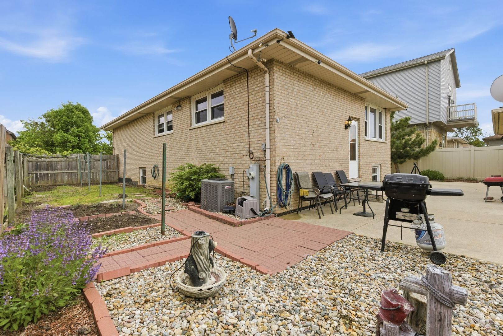 9324 Thomas Avenue Bridgeview, IL 60455 - Photo 30 of 34