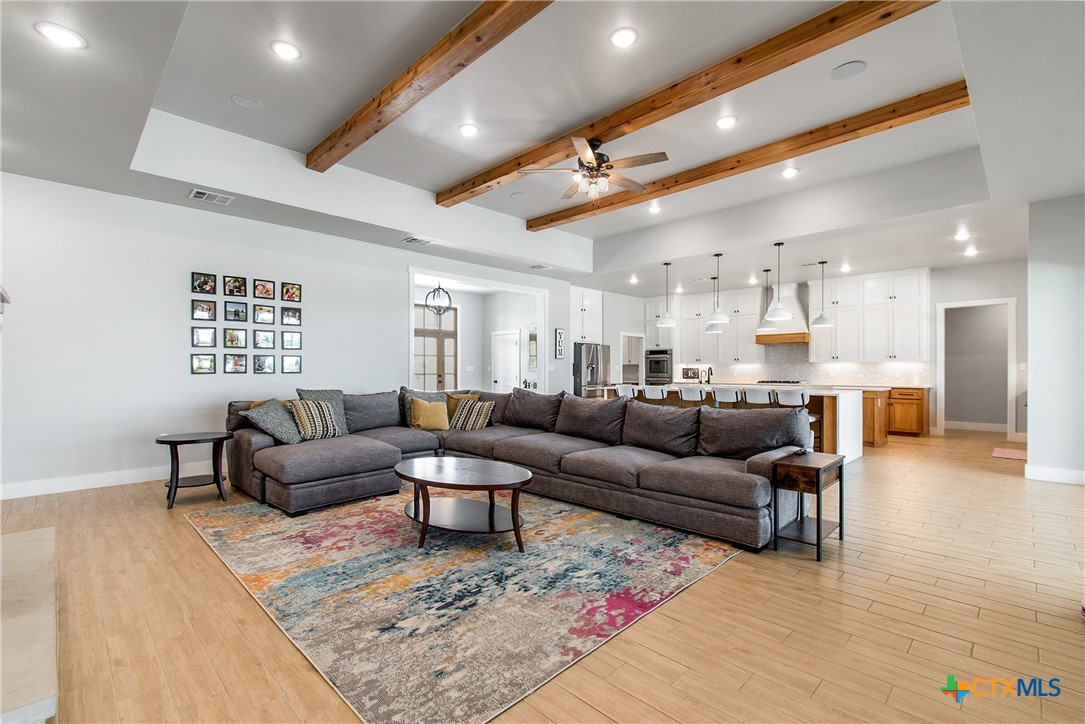 13428 Knob Hill Road Rogers, TX 76569 - Photo 5 of 43