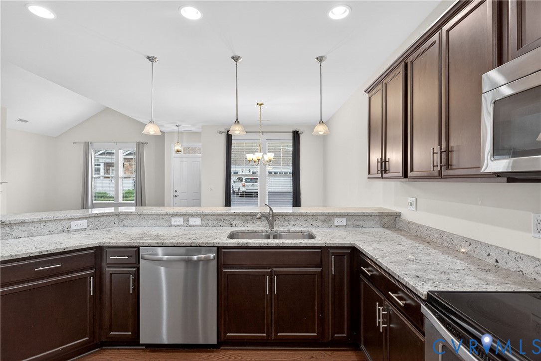 12130 Blossom Point Road Chester, VA 23831 - Photo 16 of 34