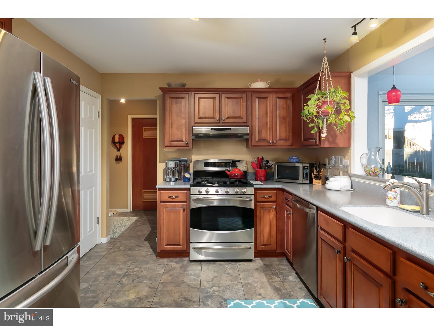 6 Winfield Road Sicklerville, NJ 08081 - Photo 10 of 25