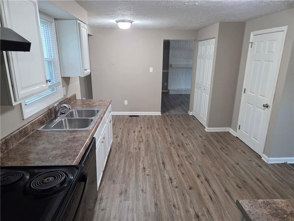 3125 Wakefield Drive Decatur, GA 30034 - Photo 5 of 19