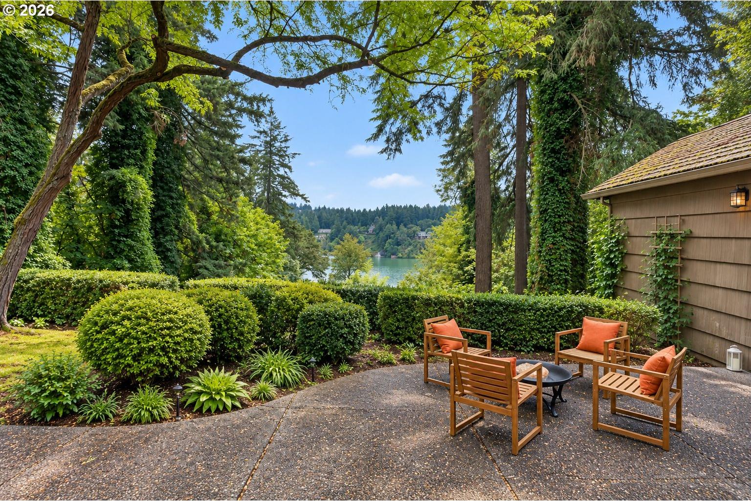 199 Pine Valley Road Lake Oswego, OR 97034 - Photo 32 of 42 Gallery Image 32