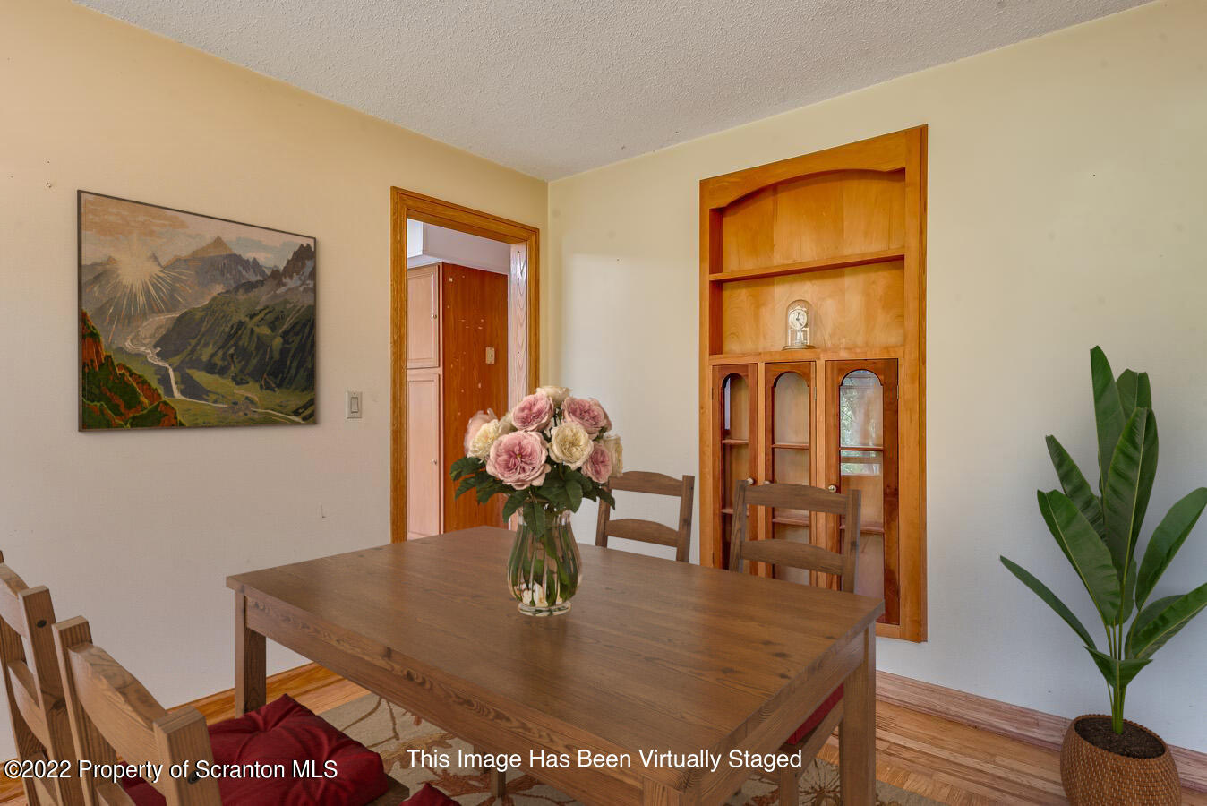 1541 Demunds Road Dallas, PA 18612 - Photo 8 of 33 Gallery Image 8