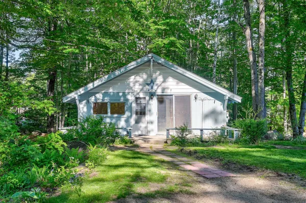 $199,000 | 27 Ash Street, Conway, NH 03860