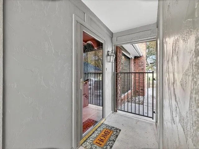 $1,700 | 6218 Tezcuco Court, Granbury, TX 76049